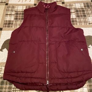 St. John's Bay Men’s Solid Puffer Vest NWOT